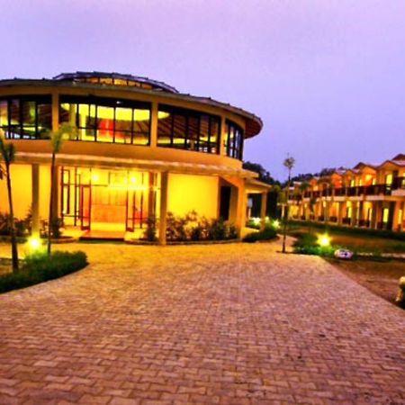 Corbett Rattan Hotel Garjia Esterno foto